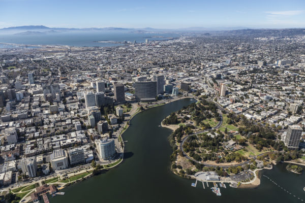 Benefits of Living in Oakland Vs. San Francisco | moversnshakers.com